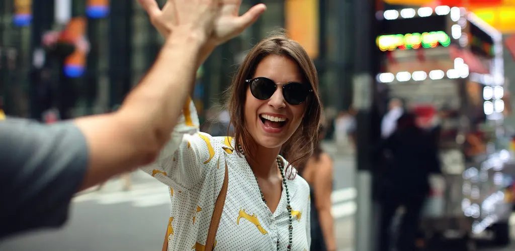 5 ways to save money while traveling